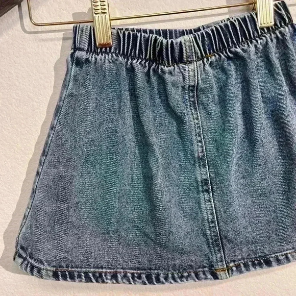 Girls size 5 Mini Denim Pleated Side Skirt Elastic Waist/ Trendy - Picture 5 of 10